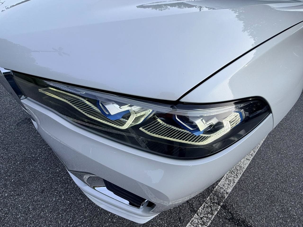 Used 2022 BMW ALPINA XB7 AWD/4WD image 46