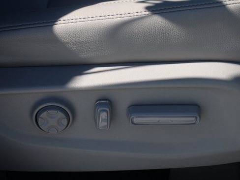 Used 2023 Honda Odyssey Touring image 21