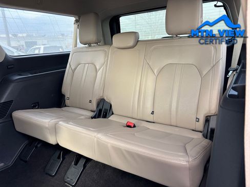 Used 2023 Ford Expedition Max Limited image 21