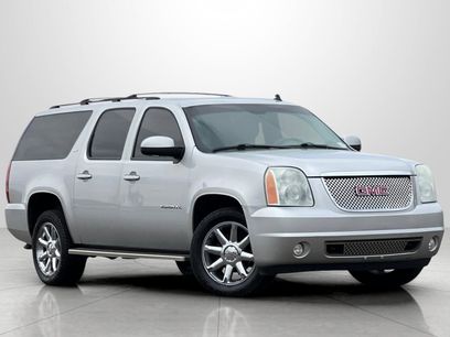 Used 2010 GMC Yukon XL SLT w/ SLT-2 Equipment Package