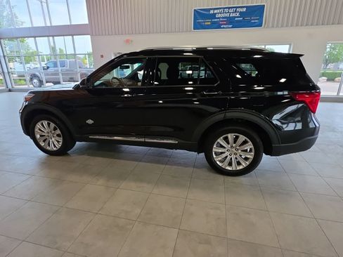 Used 2022 Ford Explorer King Ranch w/ Class IV Trailer Tow Package AWD/4WD image 14