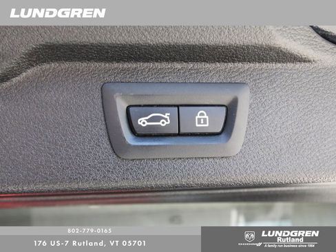 Used 2017 BMW X5 xDrive50i image 38