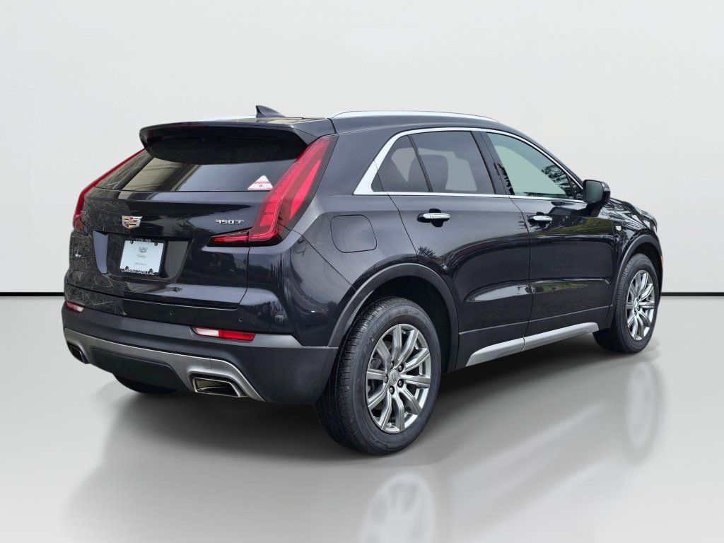 Used 2023 Cadillac XT4 Premium Luxury AWD/4WD image 7