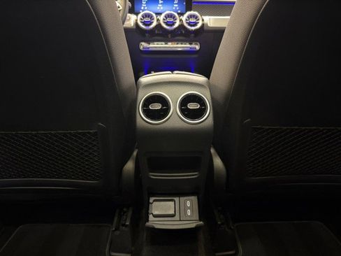 Certified 2025 Mercedes-Benz GLB 250 image 19