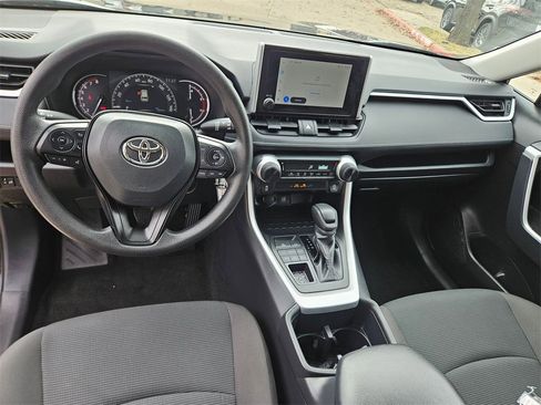 Used 2025 Toyota RAV4 LE image 15