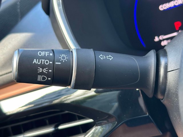 Certified 2024 Acura MDX w/ Technology Package AWD/4WD image 25