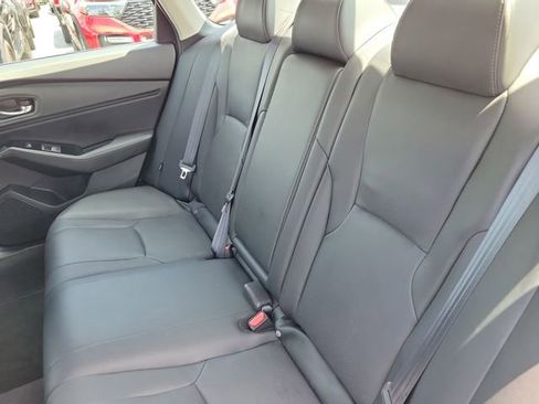Used 2024 Honda Accord Touring image 11