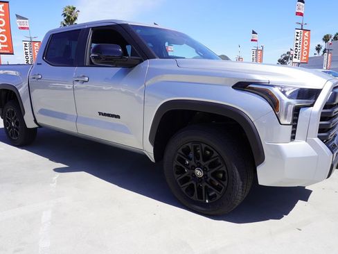 New 2026 Toyota Tundra Limited AWD/4WD image 3