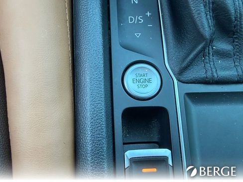 Used 2021 Volkswagen Atlas SE FWD image 33