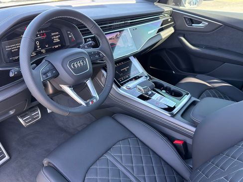 New 2026 Audi SQ8 Premium Plus image 10