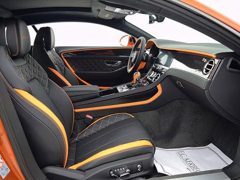 Used 2024 Bentley Continental GT Mulliner AWD/4WD image 25