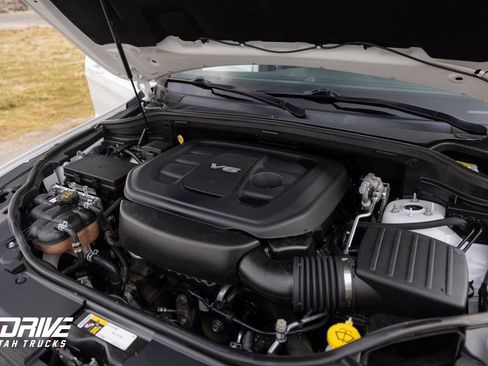 Used 2018 Jeep Grand Cherokee Altitude image 24