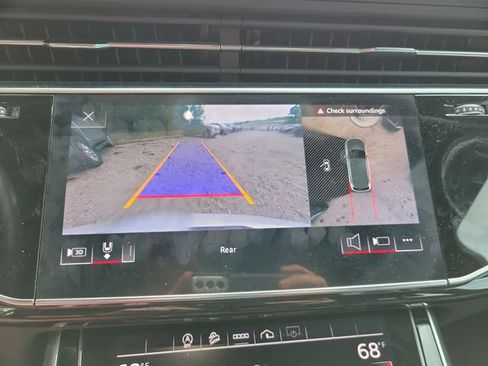 Used 2021 Audi Q7 2.0T Premium w/ Convenience Package AWD/4WD image 21