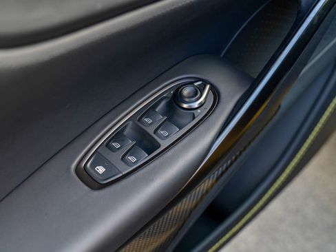 Used 2023 Aston Martin DBX 707 image 14