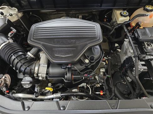 Used 2018 Cadillac XT5 Luxury image 32