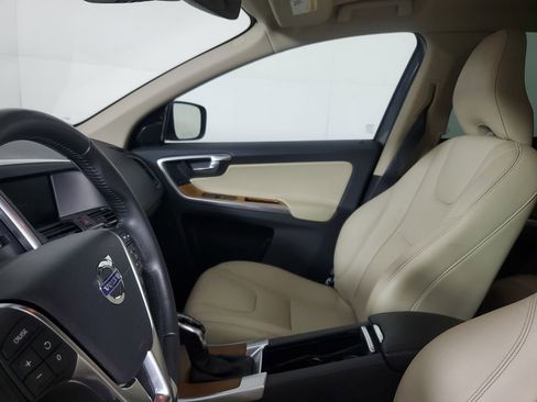 Used 2017 Volvo XC60 T5 Inscription w/ Preferred Option Package image 22