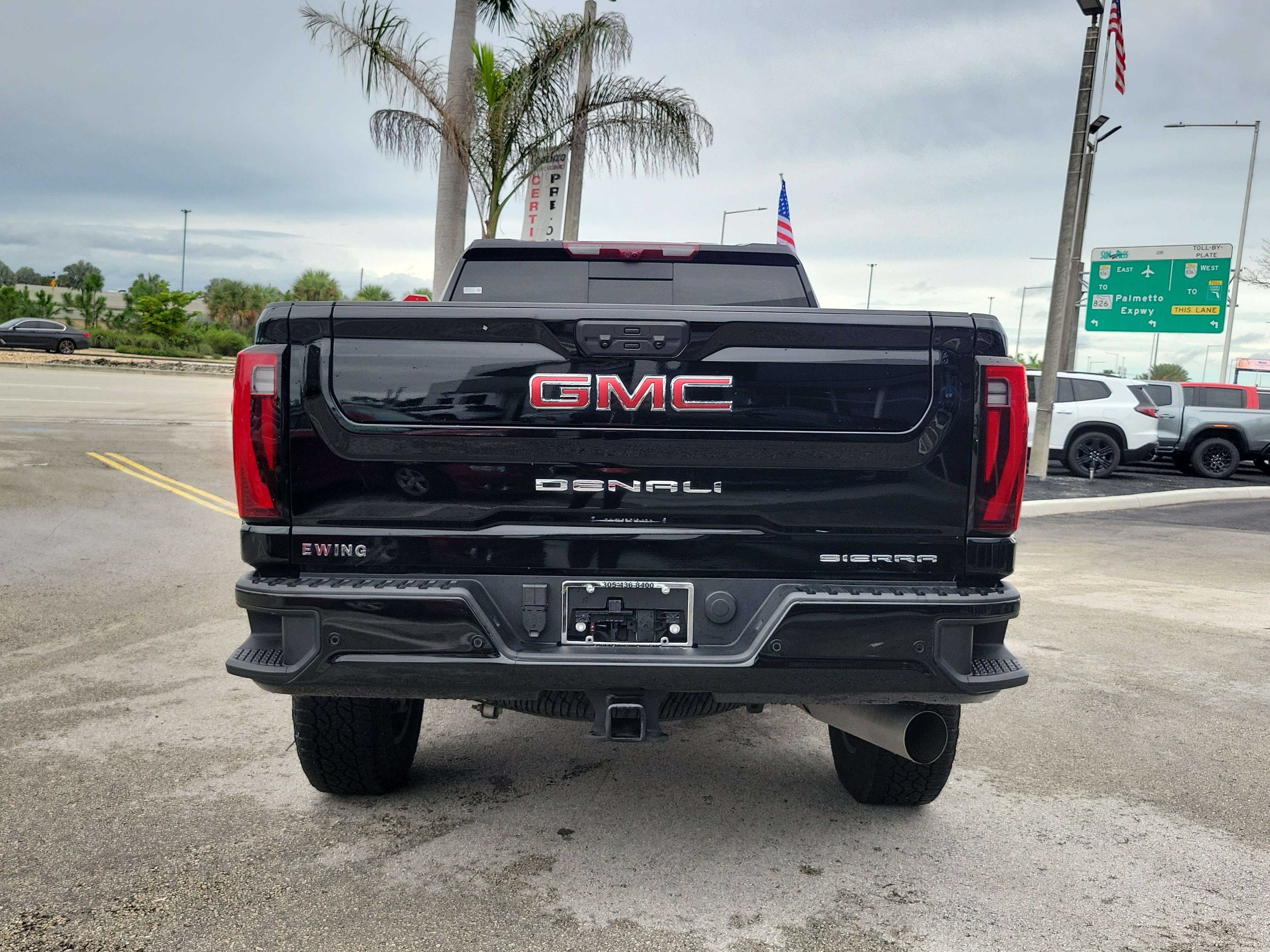Used 2026 GMC Sierra 2500 Denali w/ Denali Reserve Package AWD/4WD image 6