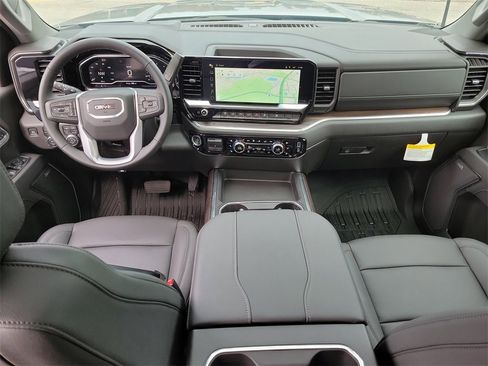 New 2025 GMC Sierra 3500 SLT w/ SLT Premium Package image 19