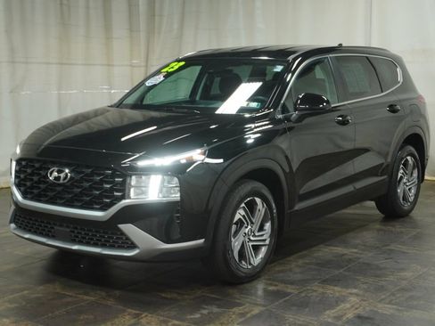 Used 2023 Hyundai Santa Fe SE FWD image 2