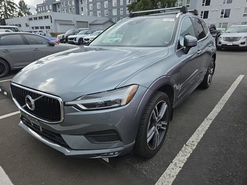 Used 2020 Volvo XC60 T5 Momentum w/ Protection Package Premier image 1