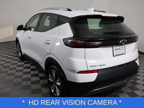 Used 2023 Chevrolet Bolt EUV LT w/ Convenience Package image 6