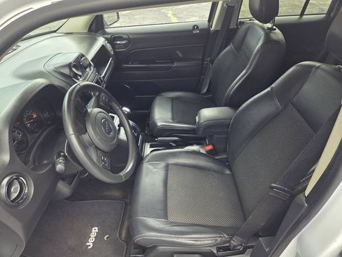 Used 2016 Jeep Patriot Sport w/ Power Value Group FWD image 3
