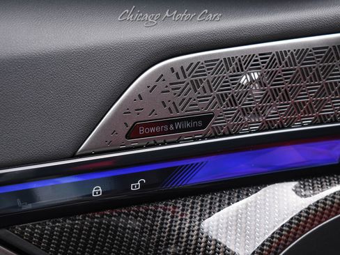 Used 2025 BMW M5 w/ Carbon Package image 32