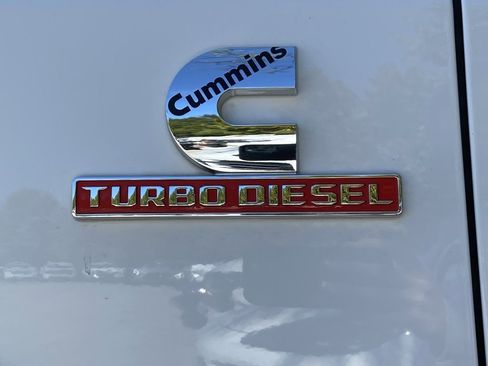 Used 2019 RAM 2500 Limited image 46