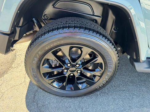 Used 2023 Jeep Wrangler Sahara image 10