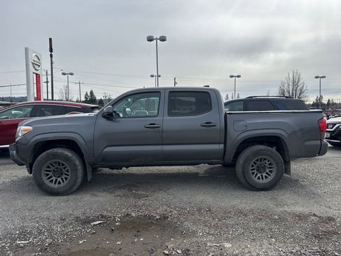 Used 2021 Toyota Tacoma SR image 8