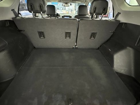 Used 2018 GMC Terrain SLE FWD image 24