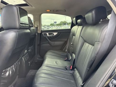 Used 2016 INFINITI QX70 AWD w/ Premium Package image 9