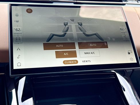 New 2026 Land Rover Range Rover Sport Dynamic SE AWD/4WD image 34