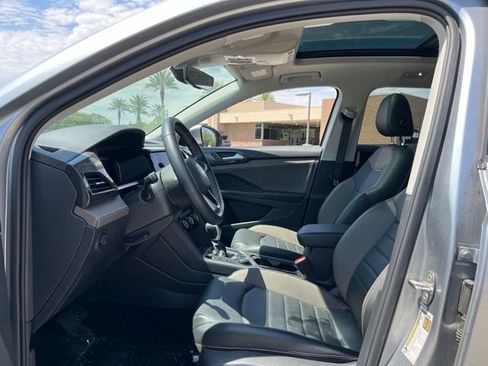 Used 2023 Volkswagen Taos SEL AWD/4WD image 10