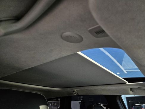 Used 2020 Jeep Grand Cherokee Summit image 11