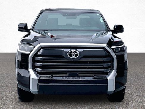 Used 2026 Toyota Tundra Limited AWD/4WD image 3