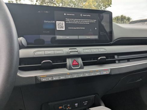 Used 2025 Kia K4 LXS image 19