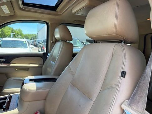 Used 2010 GMC Yukon Denali AWD/4WD image 15