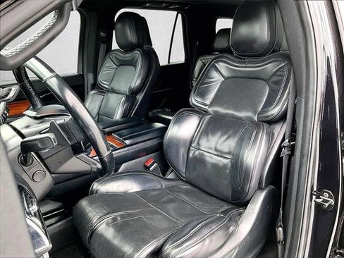 Used 2019 Lincoln Navigator L Reserve w/ Cargo Package image 27