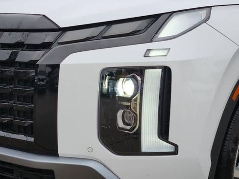 Used 2025 Hyundai Palisade Limited image 9