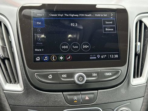 Used 2025 Chevrolet Malibu LT FWD image 27