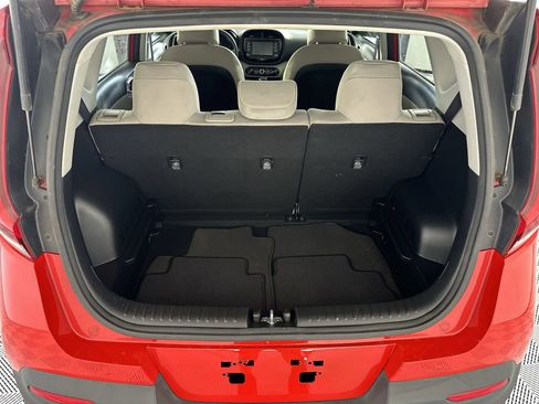 Used 2020 Kia Soul LX FWD image 25