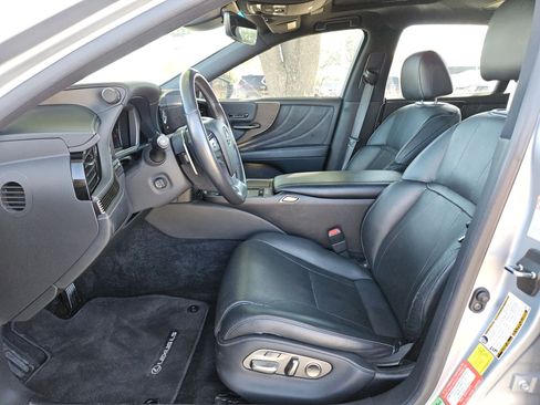 Used 2021 Lexus LS 500 image 9