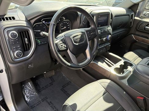 Used 2021 GMC Sierra 2500 Denali w/ Denali Ultimate Package AWD/4WD image 9