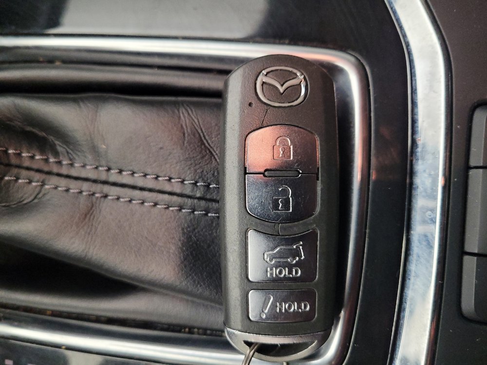 Used 2019 MAZDA CX-5 Touring FWD image 32