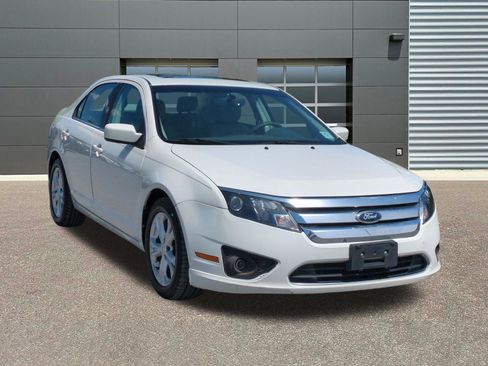 Used 2012 Ford Fusion SE FWD image 1