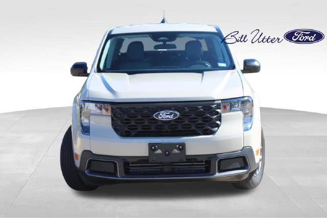 Used 2025 Ford Maverick XLT w/ Equipment Group 302A AWD/4WD image 2
