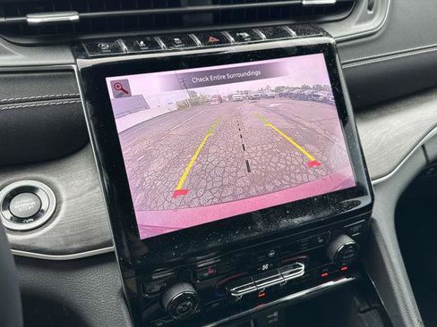 Used 2021 Jeep Grand Cherokee L Limited image 25