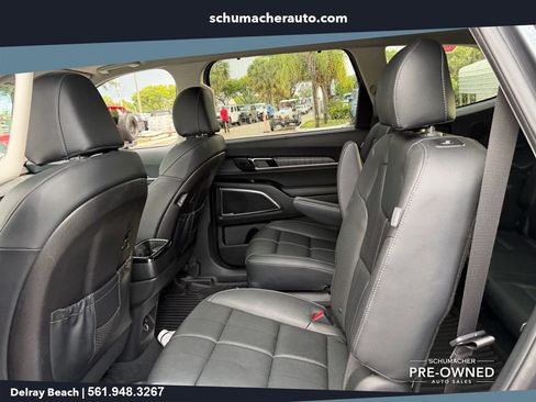 Used 2024 Kia Telluride SX FWD image 12