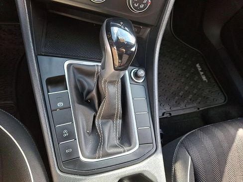 Used 2022 Volkswagen Jetta Sport FWD image 15